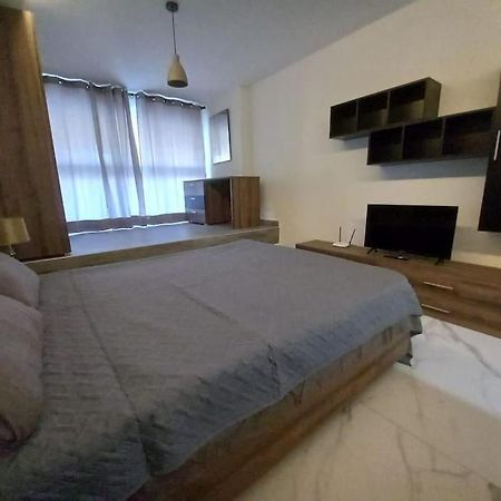 Brand New 1 Bedroom Studio Flat Gudja エクステリア 写真