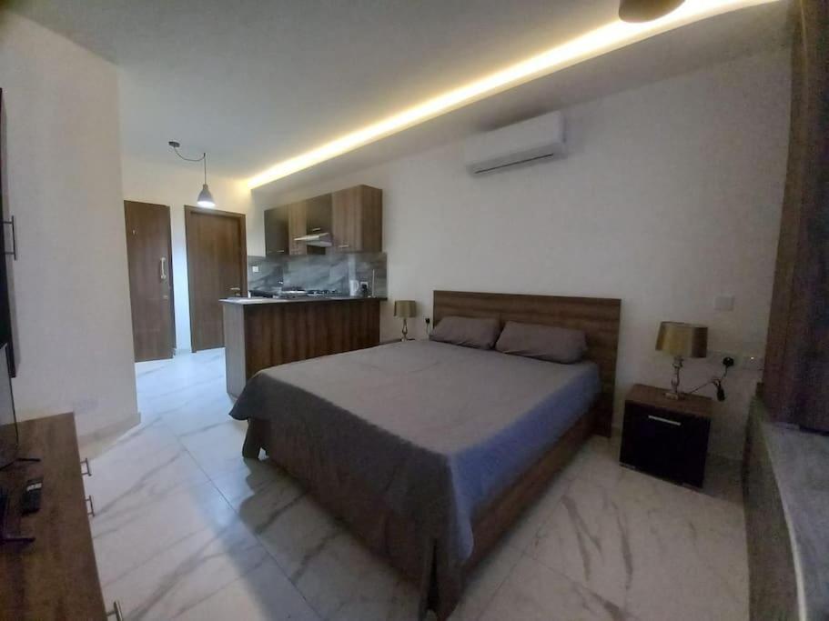 Brand New 1 Bedroom Studio Flat Gudja エクステリア 写真